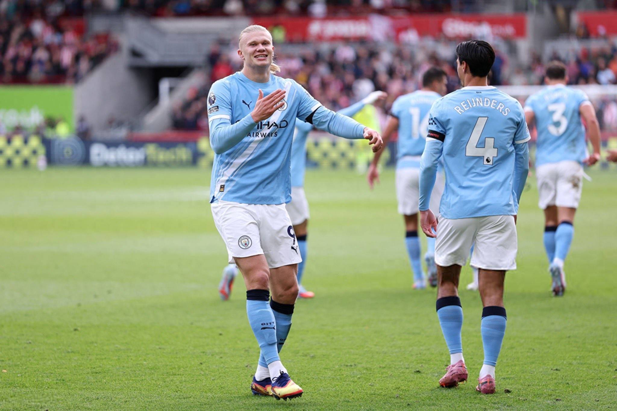 罗马诺：皇马球员们力挺阿隆索，高层愿再给他时间进行打磨（罗马诺：皇马队内力挺阿隆索，高层倾向继续给他时间打磨）