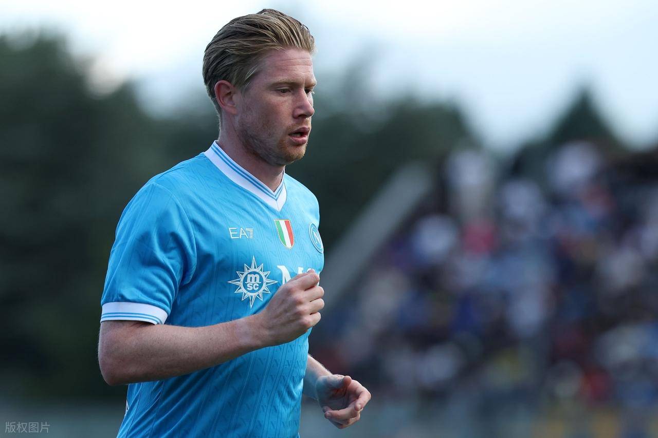 记者：吴少聪发烧，今日出席国安赛前发布会球员调整为张玉宁（记者：吴少聪因发烧缺席，国安今日赛前发布会改由张玉宁出席）