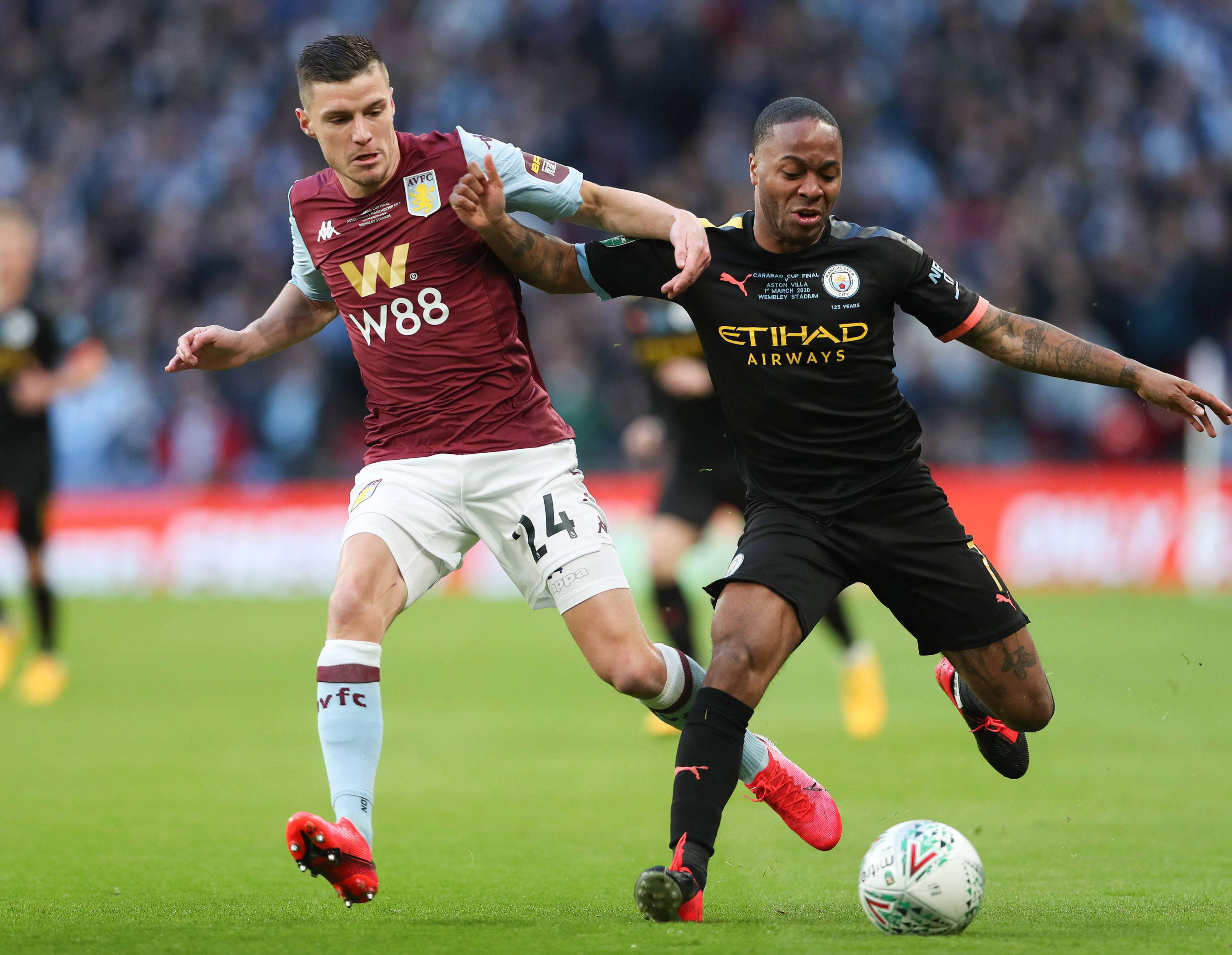 孔蒂：球迷应忽略球队的谣言；欧洲裁判比意甲好？我不聊这个（孔蒂：请球迷无视有关球队的流言；欧洲裁判是否优于意甲？对此不予置评）