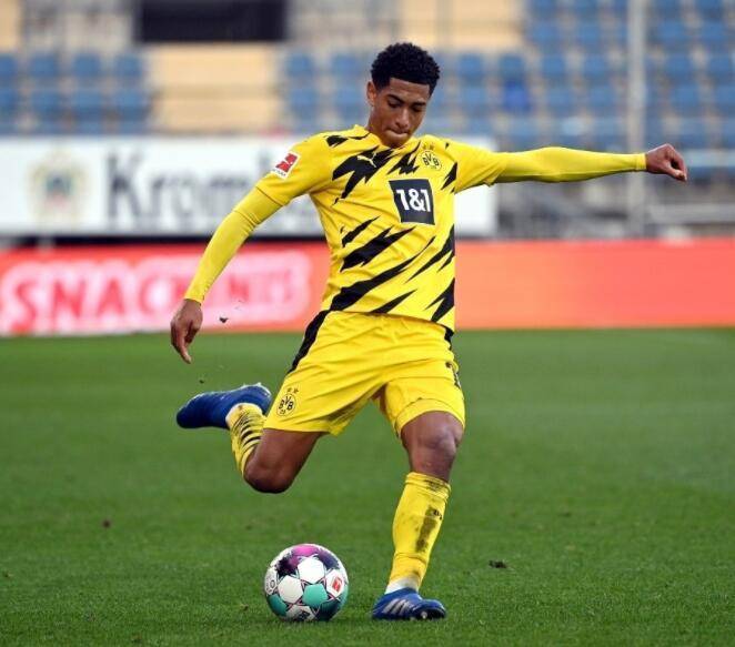 施魏因斯泰格：我目前在德国推动国王联赛，这项赛事特别刺激（施魏因斯泰格推动国王联赛落地德国：比赛异常刺激）