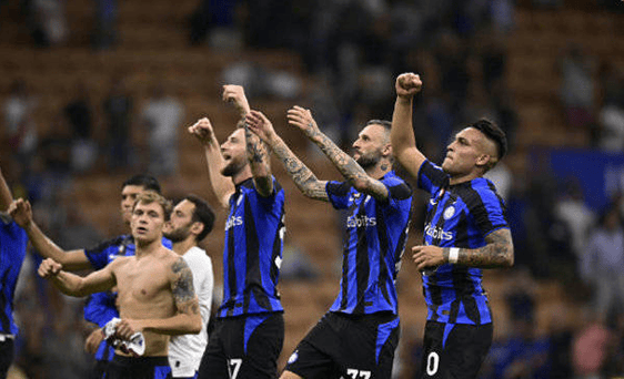 阿隆索：维尼修斯的事到此为止；明天的点球手是姆巴佩（阿隆索：维尼修斯话题就此打住，明日主罚点球者为姆巴佩）