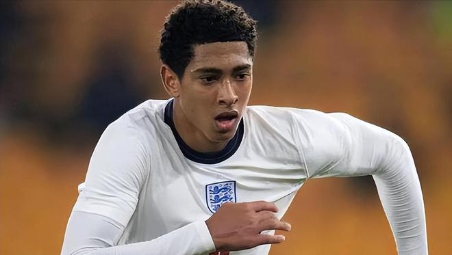 WTT总决赛：王曼昱4-1战胜朱芊曦，半决赛将战陈熠（WTT总决赛：王曼昱4-1击退朱芊曦，半决赛对阵陈熠）