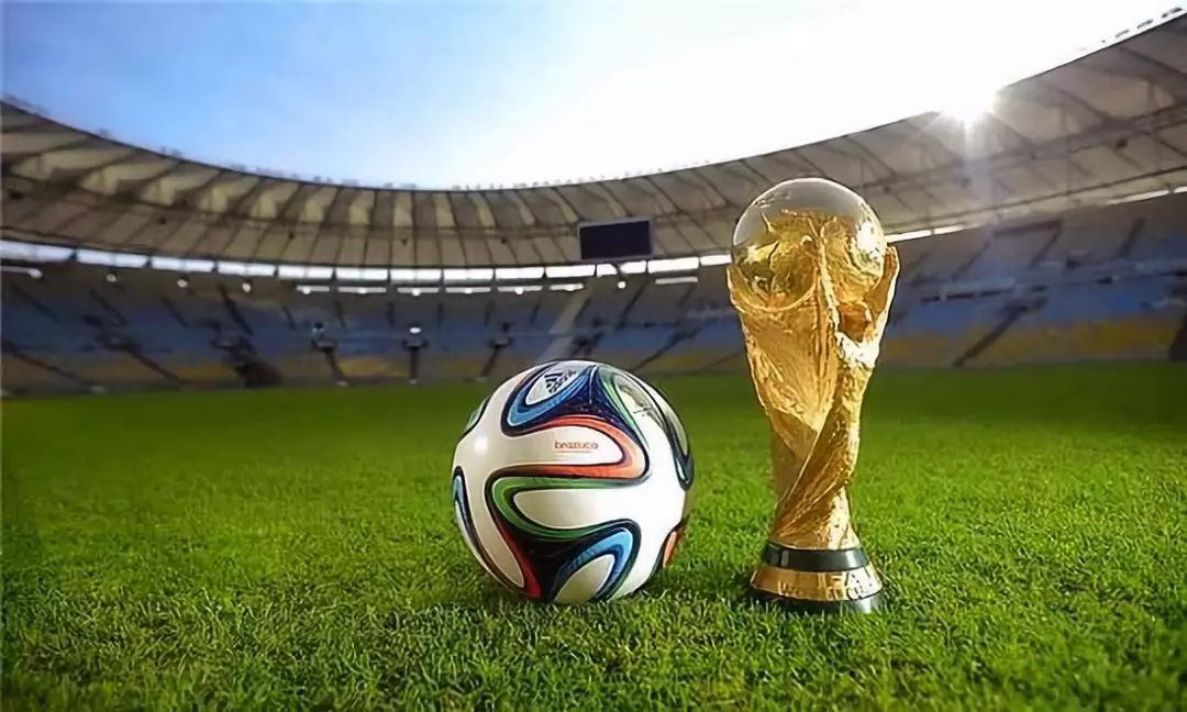 德天空：多特19岁边锋坎贝尔已向俱乐部表示希望在冬窗离队（德媒：多特19岁边锋坎贝尔已告知俱乐部盼在冬窗离队）