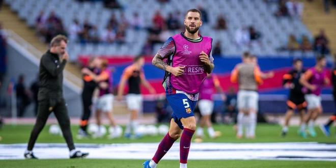 东契奇+詹姆斯+里夫斯，三巨头的阵容，到底能否争冠？（东契奇联手詹姆斯与里夫斯，三巨头能否问鼎总冠军？）