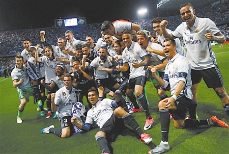 官方：桑德兰和主帅雷吉斯-勒布里斯续约至2028年（桑德兰官宣与主帅雷吉斯-勒布里斯续约，合同至2028年）