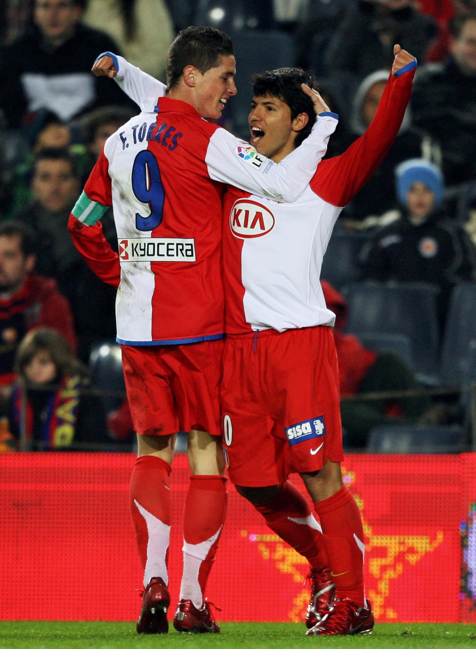 梅西达成400助攻成就，历史第一！（梅西完成第400次助攻，史上第一人！）