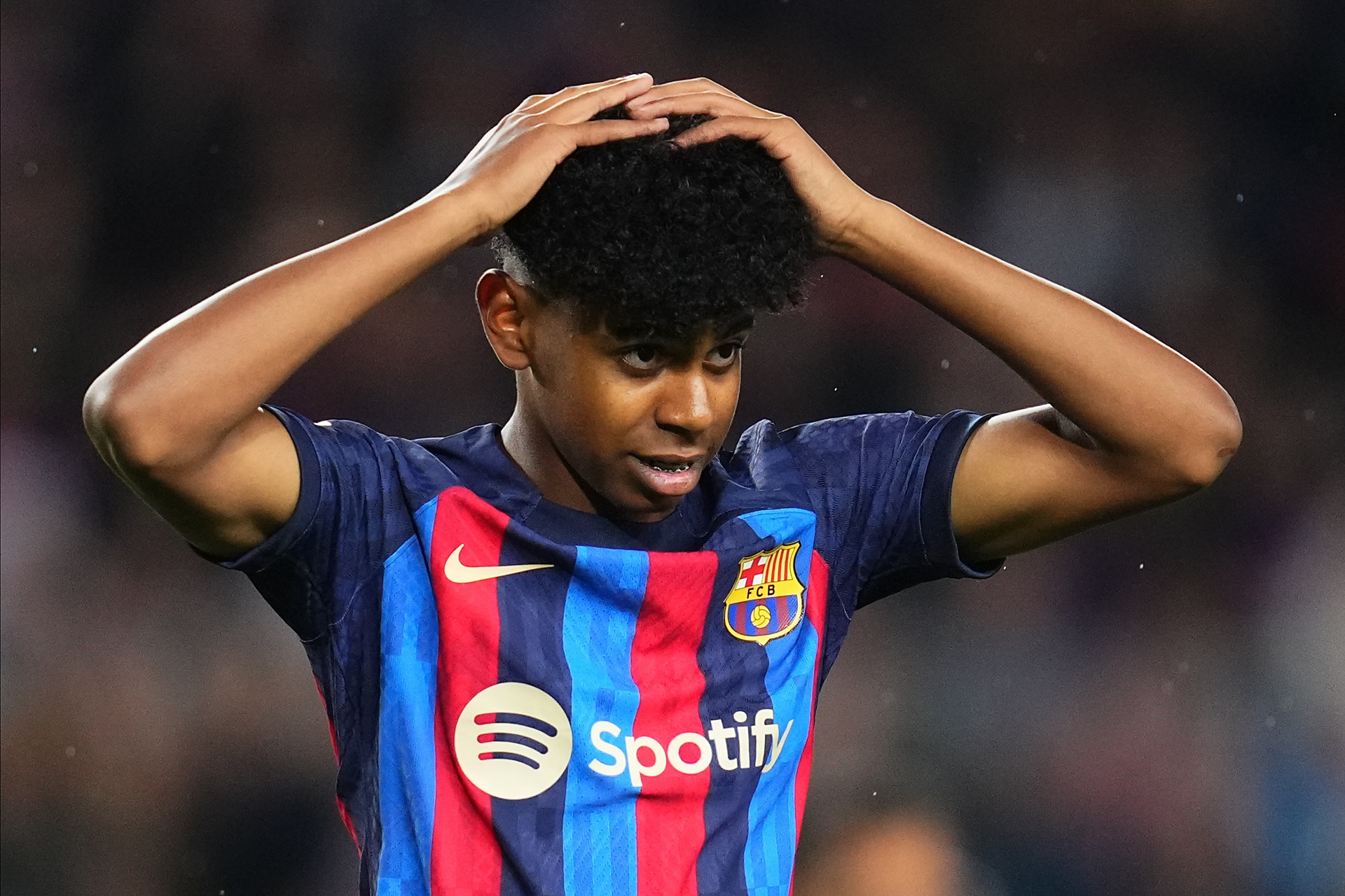 成功转型，米体：库普梅纳斯已成尤文不可或缺的组织型后卫（米体：库普梅纳斯蜕变为尤文后防组织中枢，已不可或缺）